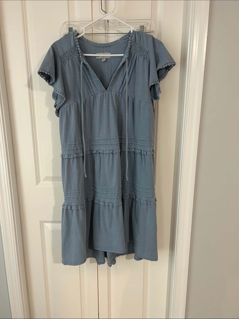 Knox Rose Dusty Blue Tiered V-Neck Midi Dress